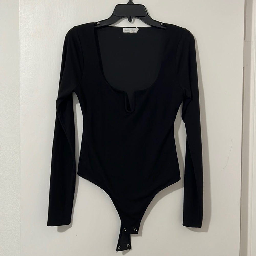 Good American - NWOT - Long Sleeve U Ring Bodysuit